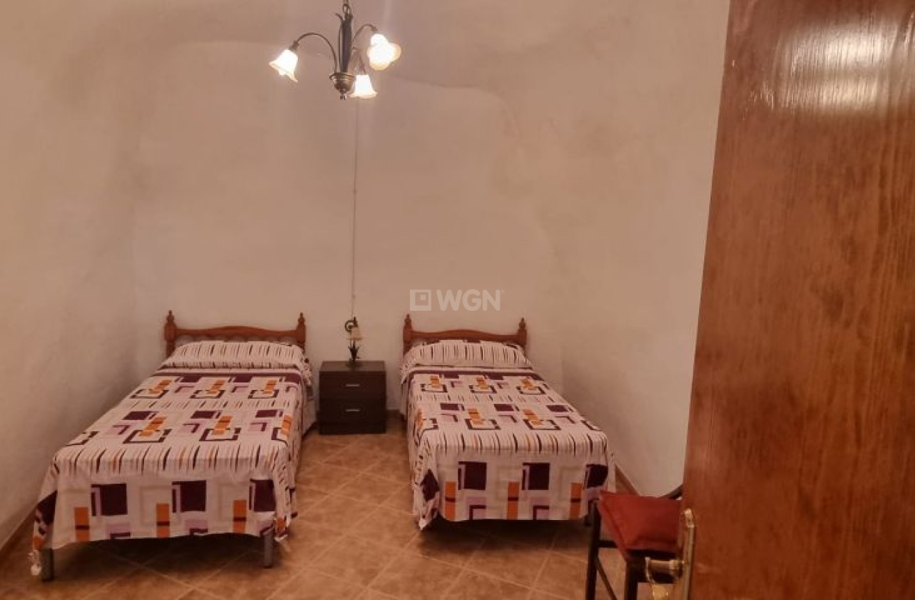 Resale - Country House - Hondón de las Nieves - Inland