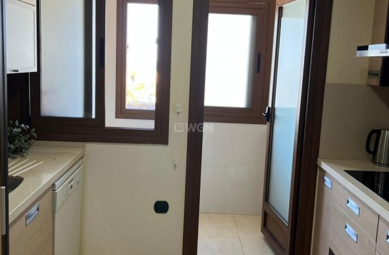 Resale - Apartment / flat - Guardamar del Segura - Costa Blanca