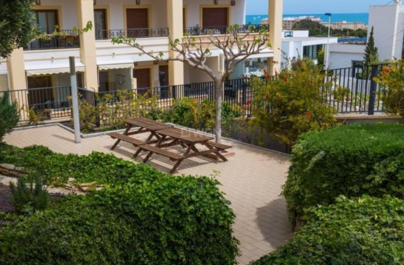 Resale - Apartment / flat - Guardamar del Segura - Costa Blanca