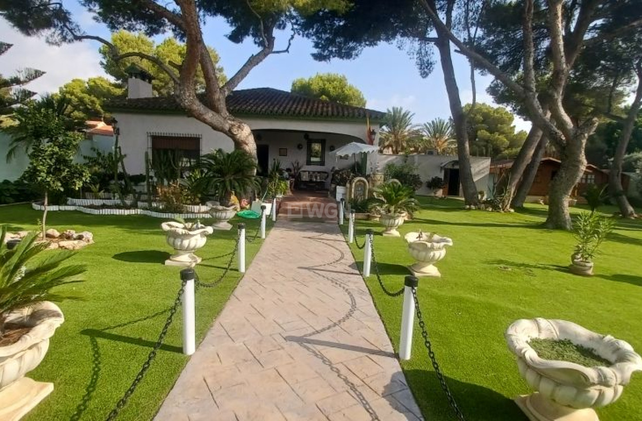 Odsprzedaż - Villa - Orihuela Costa - Costa Blanca