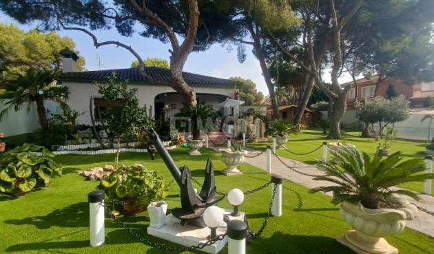 Reventa - Villa - Orihuela Costa - Costa Blanca