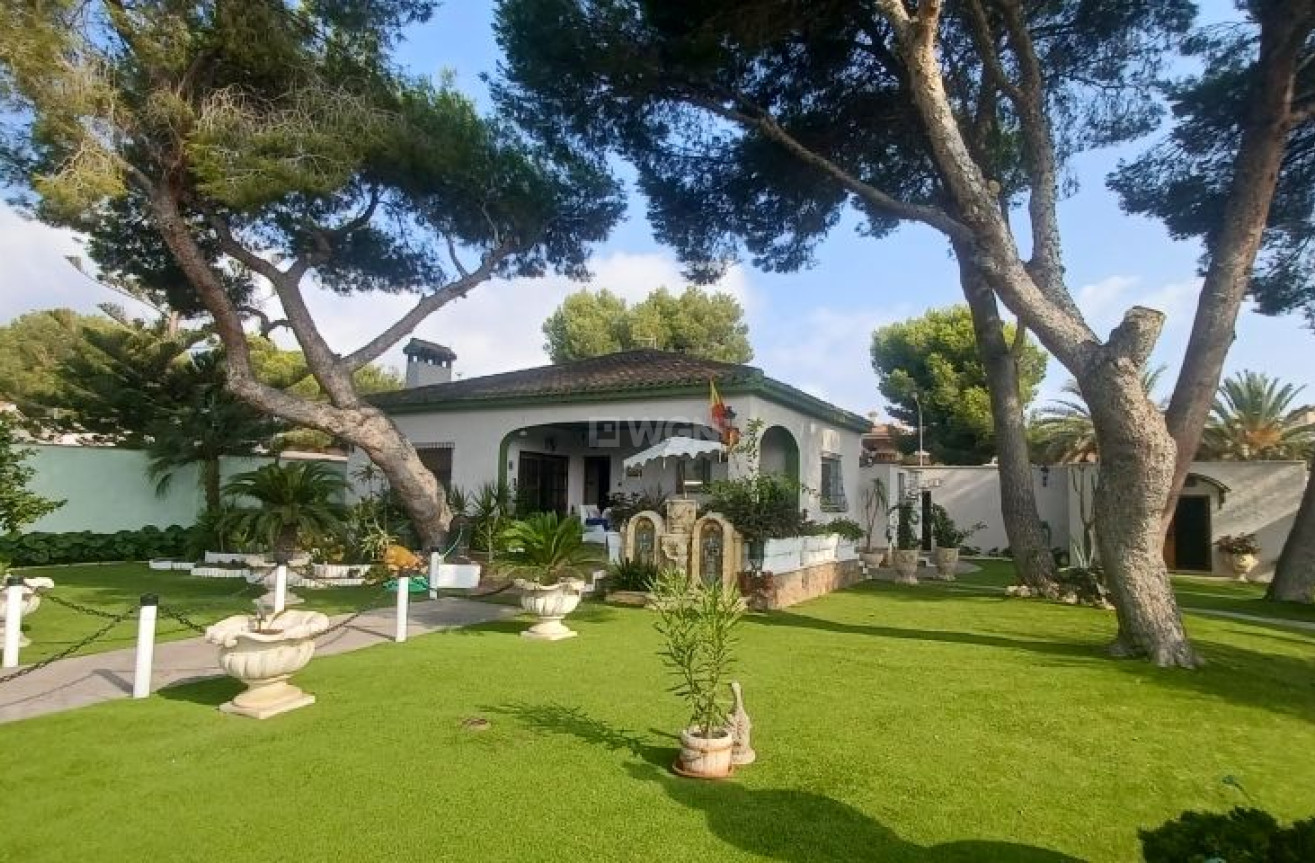 Odsprzedaż - Villa - Orihuela Costa - Costa Blanca