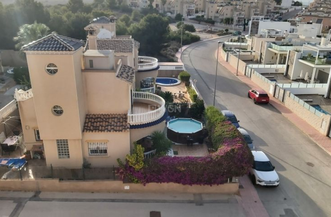 Resale - Villa - Orihuela Costa - Costa Blanca