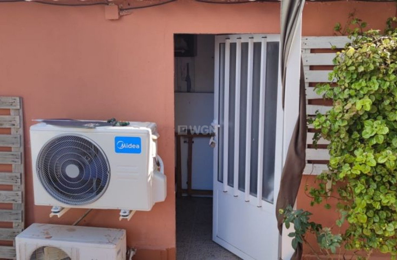 Resale - Villa - Torrevieja - Costa Blanca