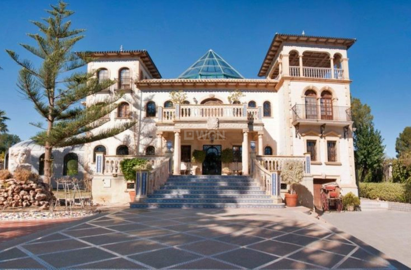 Resale - Villa - Orihuela Costa - Costa Blanca