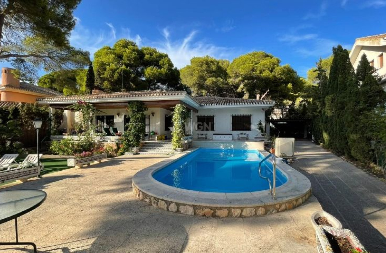 Resale - Villa - Campoamor - Costa Blanca