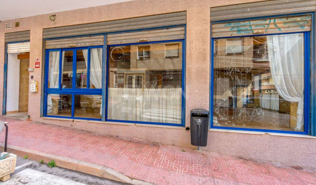 Resale - Commercial - Torrevieja - Costa Blanca