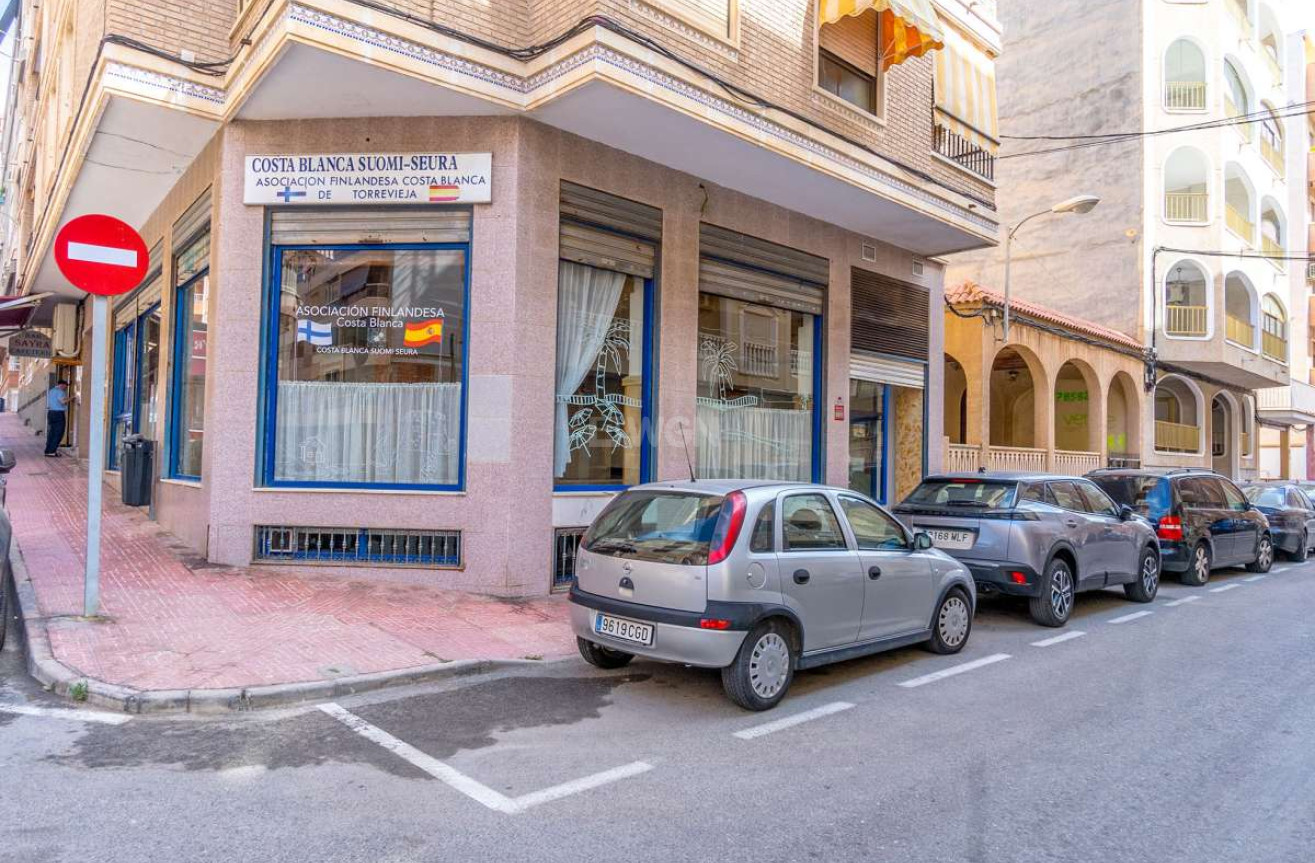 Reventa - Comercial - Torrevieja - Costa Blanca