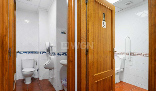 Resale - Commercial - Torrevieja - Costa Blanca