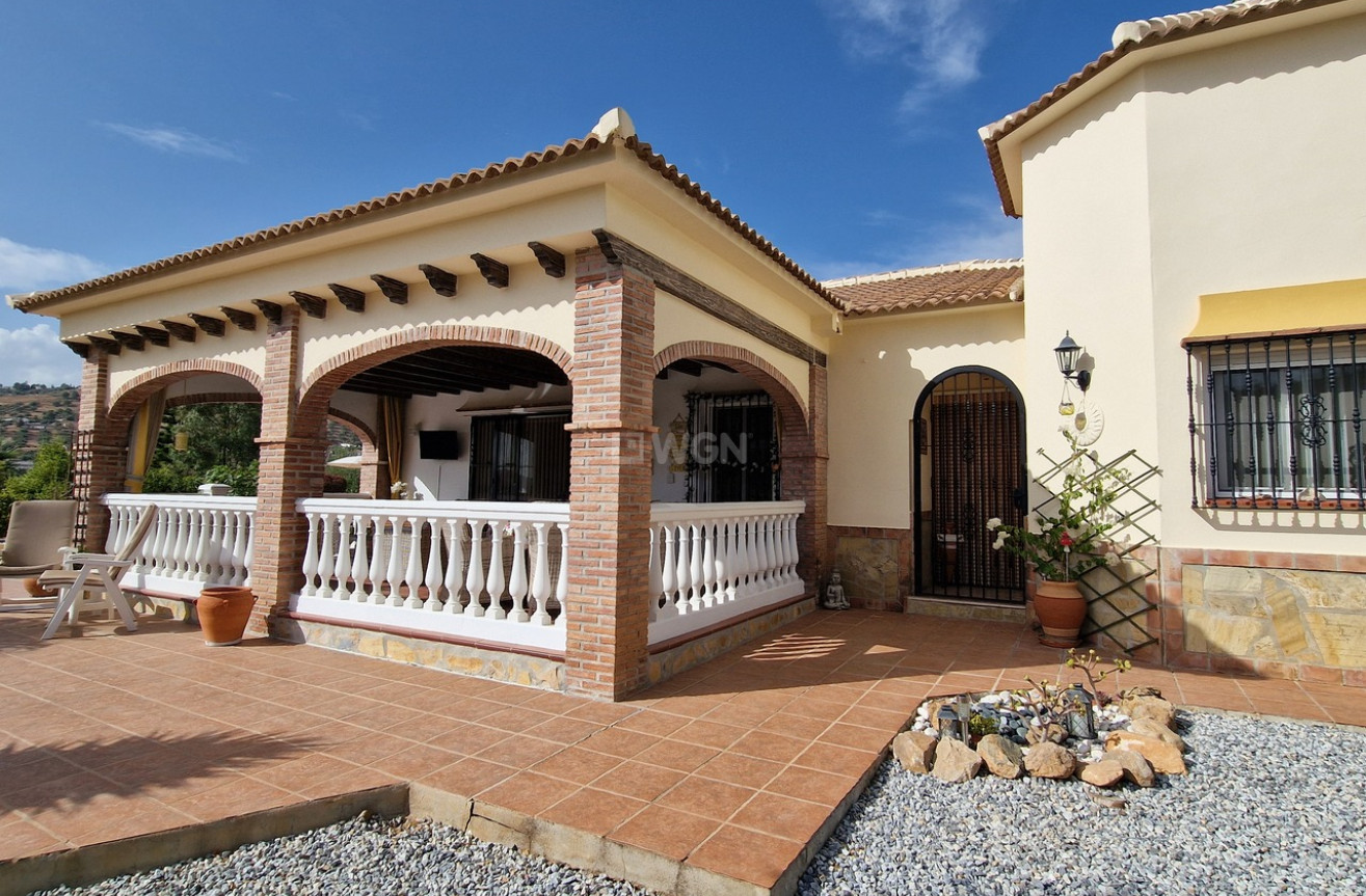 Reventa - Villa - Alcaucín - Inland