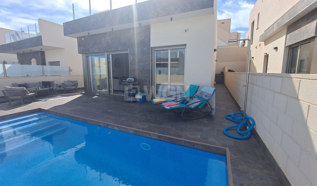 Reventa - Villa - Orihuela Costa - Costa Blanca