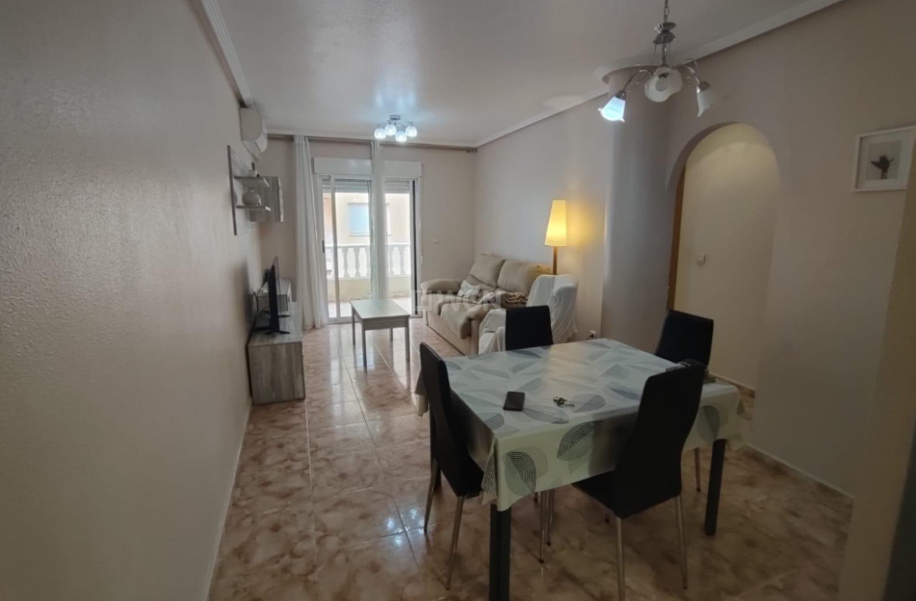 Resale - Apartment / flat - Torrevieja - Costa Blanca