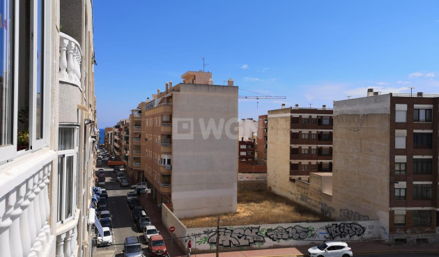 Resale - Apartment / flat - Torrevieja - Estacion De Autobuses