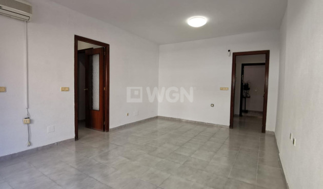 Reventa - Apartamento / piso - Torrevieja - Estacion De Autobuses