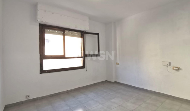 Reventa - Apartamento / piso - Torrevieja - Estacion De Autobuses