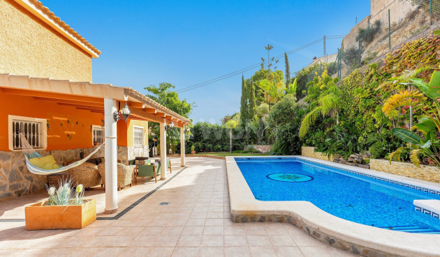 Resale - Villa - El Campello - Costa Blanca