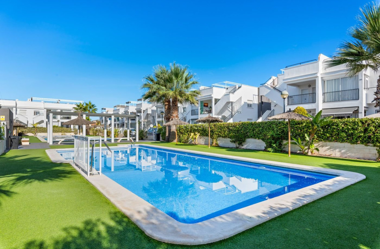 Resale - Bungalow - Torrevieja - Costa Blanca