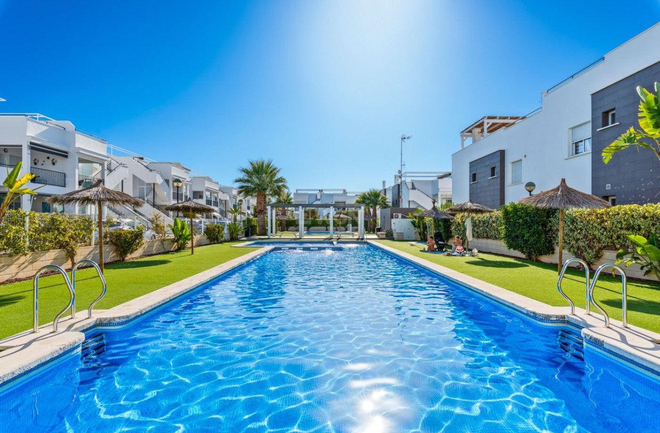 Resale - Bungalow - Torrevieja - Costa Blanca