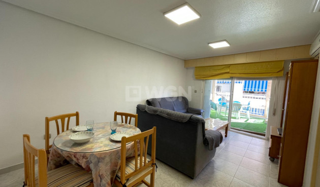 Resale - Apartment / flat - Torrevieja - Playa del Cura