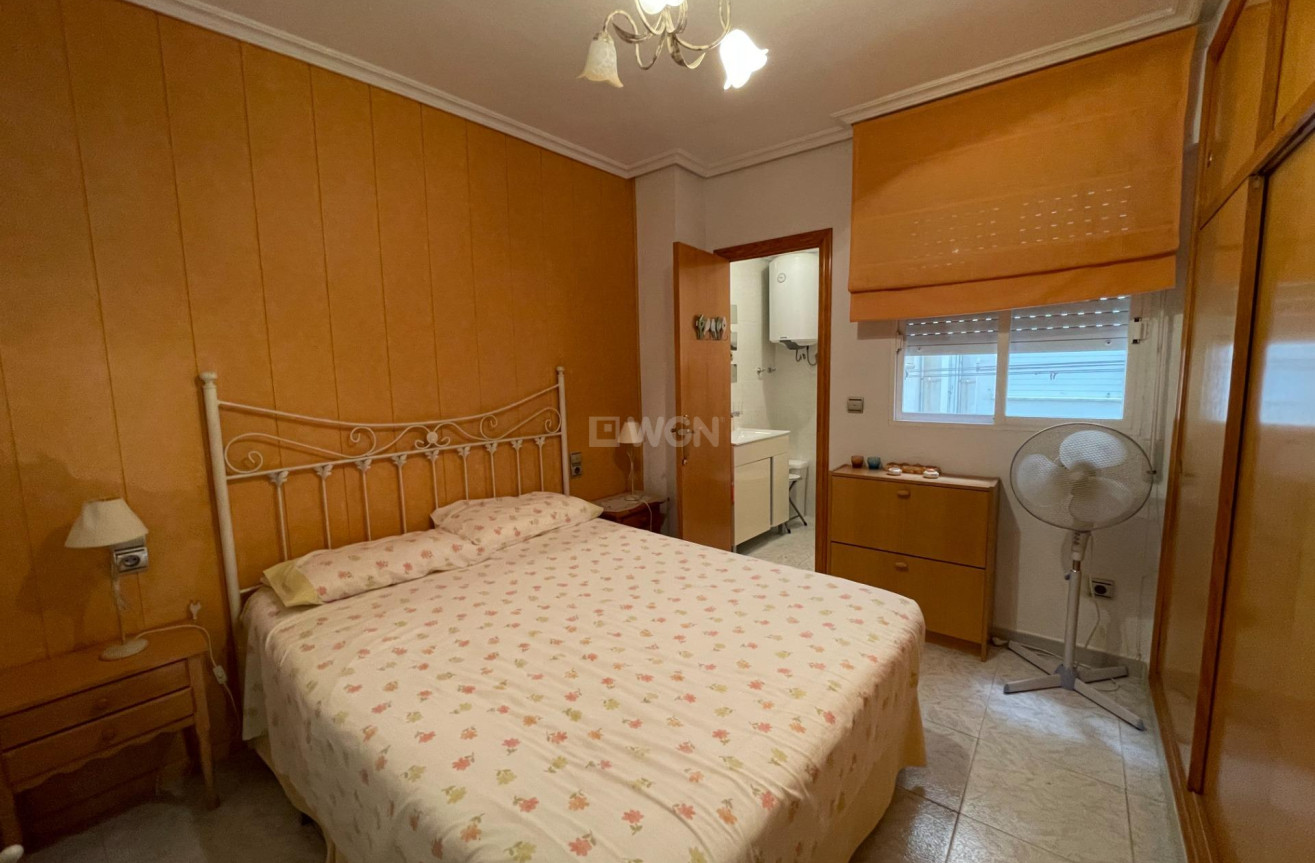 Resale - Apartment / flat - Torrevieja - Playa del Cura