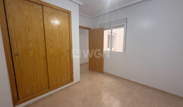 Resale - Apartment / flat - Torrevieja - Centro