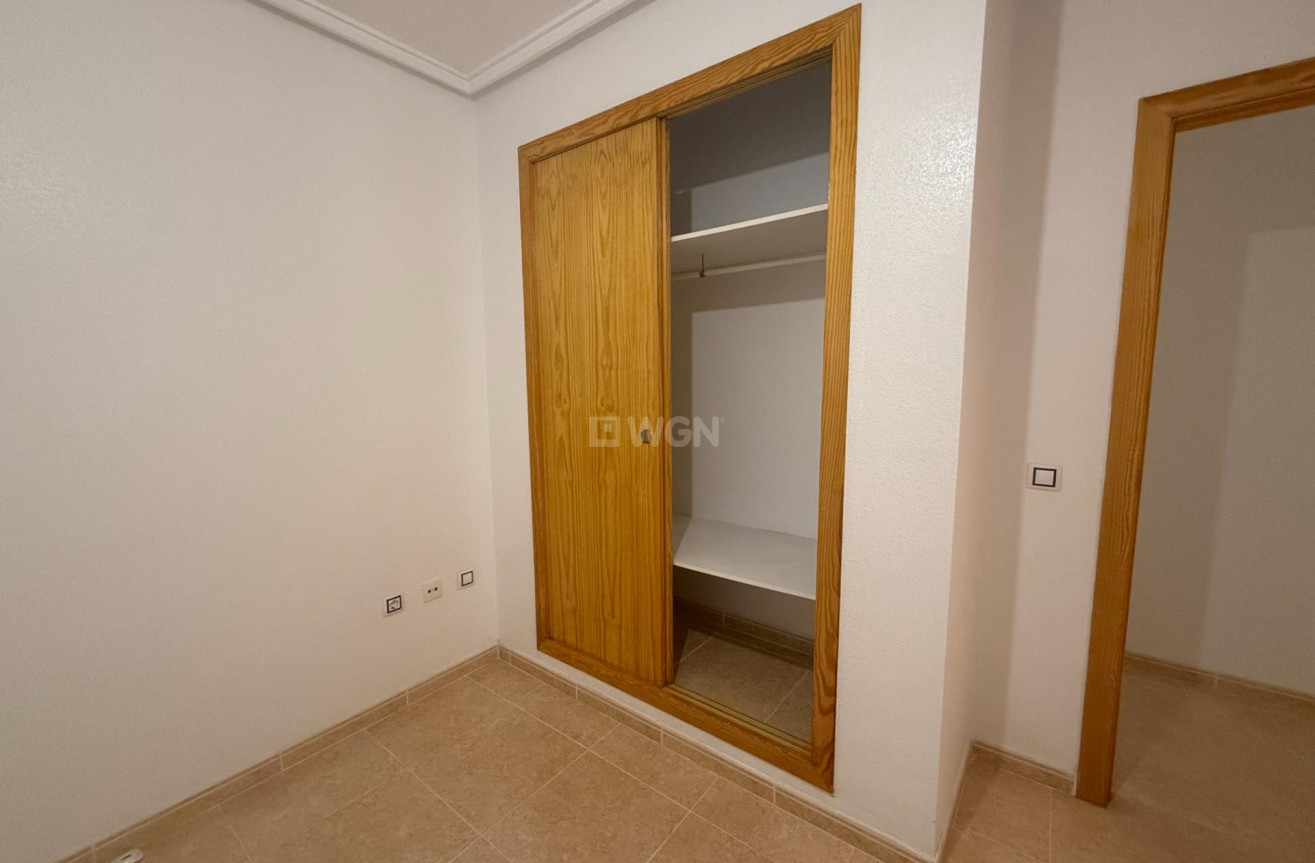 Resale - Apartment / flat - Torrevieja - Centro