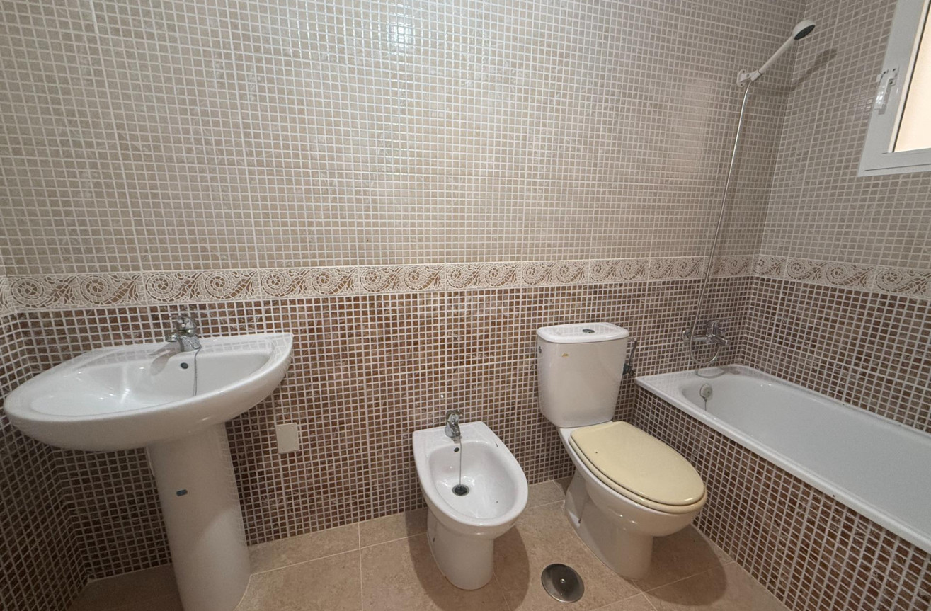 Reventa - Apartamento / piso - Torrevieja - Centro