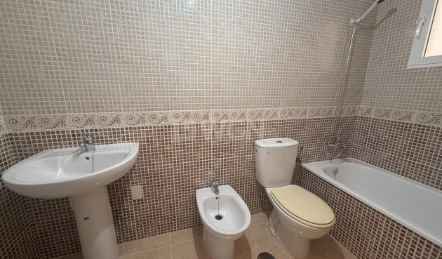 Reventa - Apartamento / piso - Torrevieja - Centro