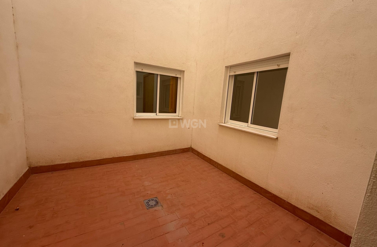 Resale - Apartment / flat - Torrevieja - Centro