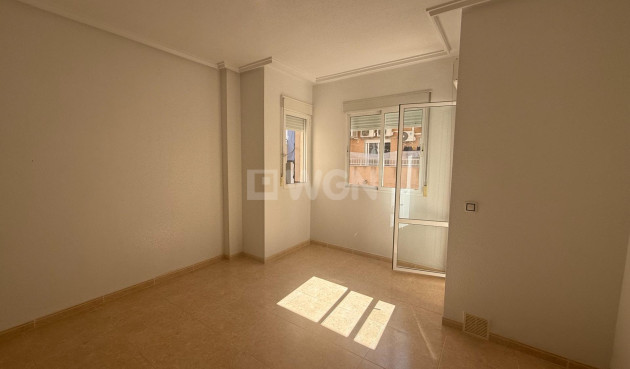 Reventa - Apartamento / piso - Torrevieja - Centro