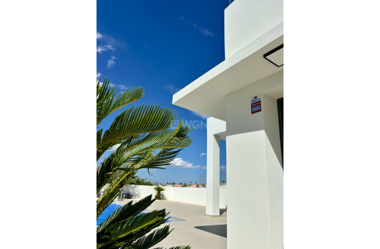 Obra nueva - Villa - Benijofar