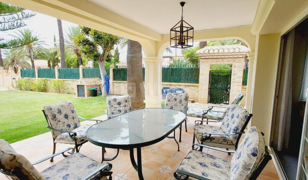 Resale - Villa - Orihuela Costa - Cabo Roig