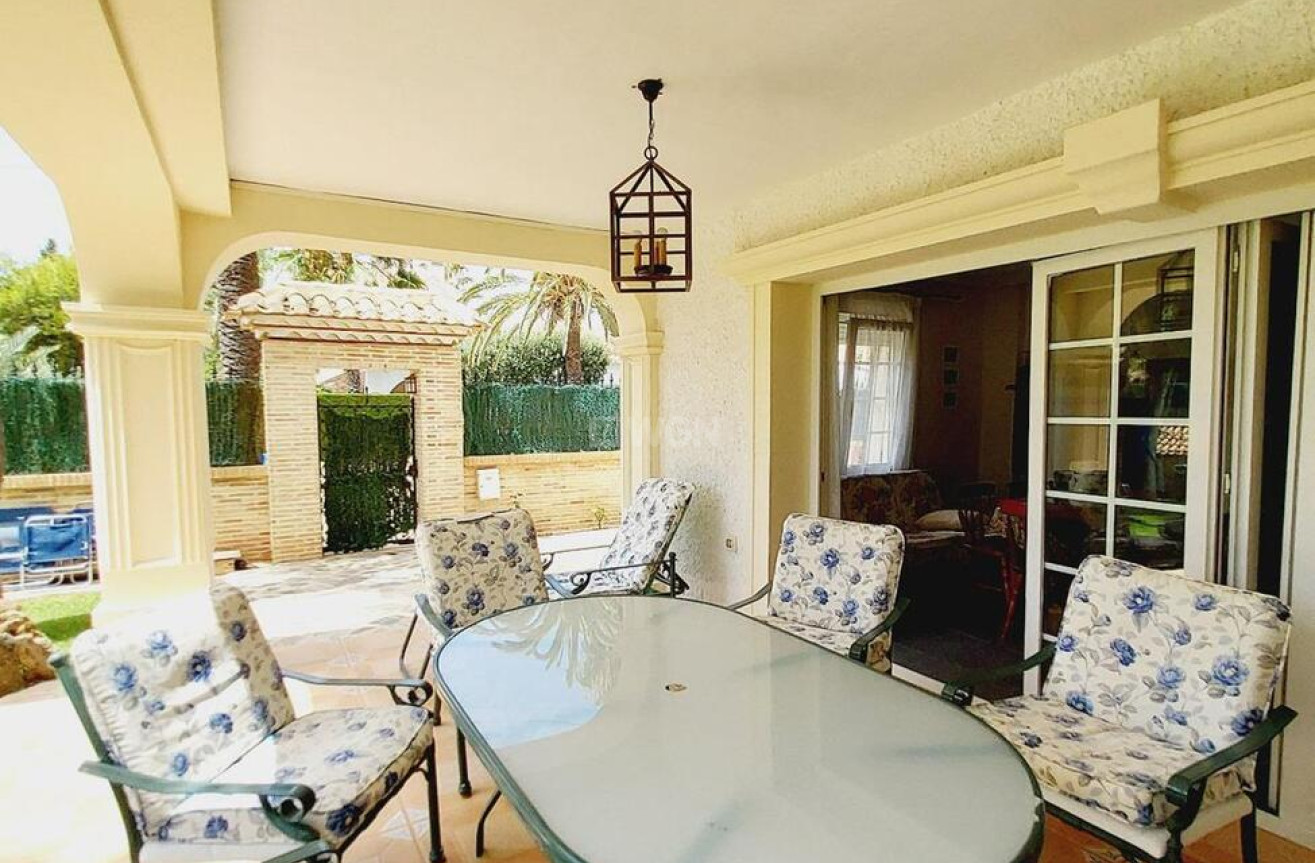 Resale - Villa - Orihuela Costa - Cabo Roig