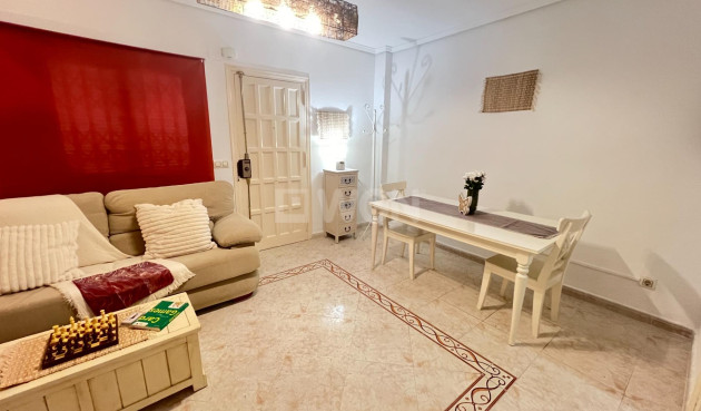 Resale - Bungalow - Torrevieja - Nueva Torrevieja