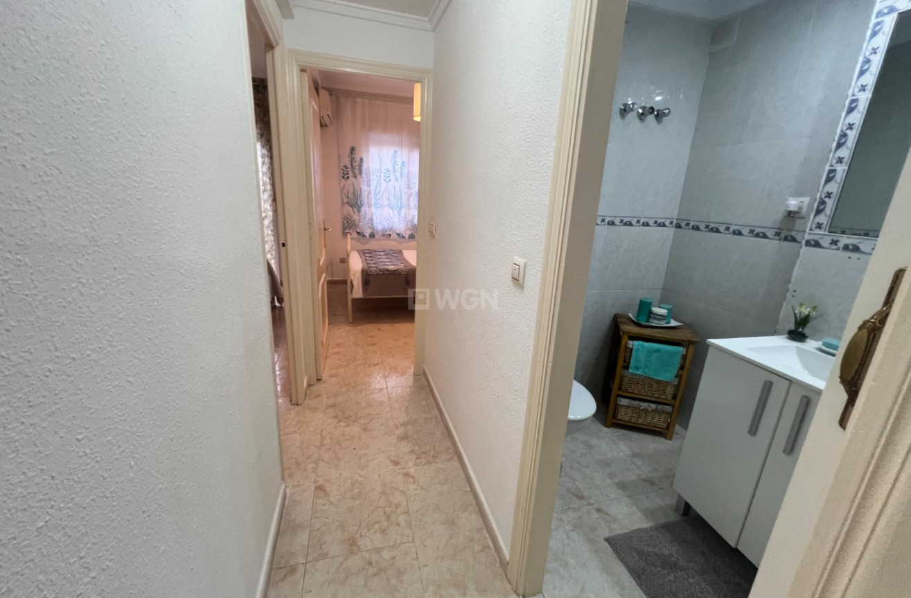 Resale - Bungalow - Torrevieja - Nueva Torrevieja