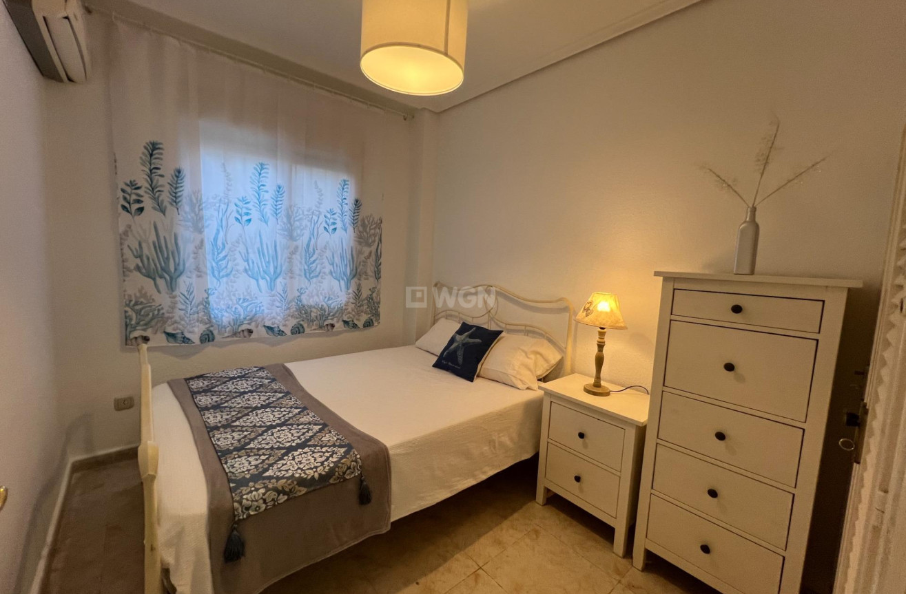 Resale - Bungalow - Torrevieja - Nueva Torrevieja