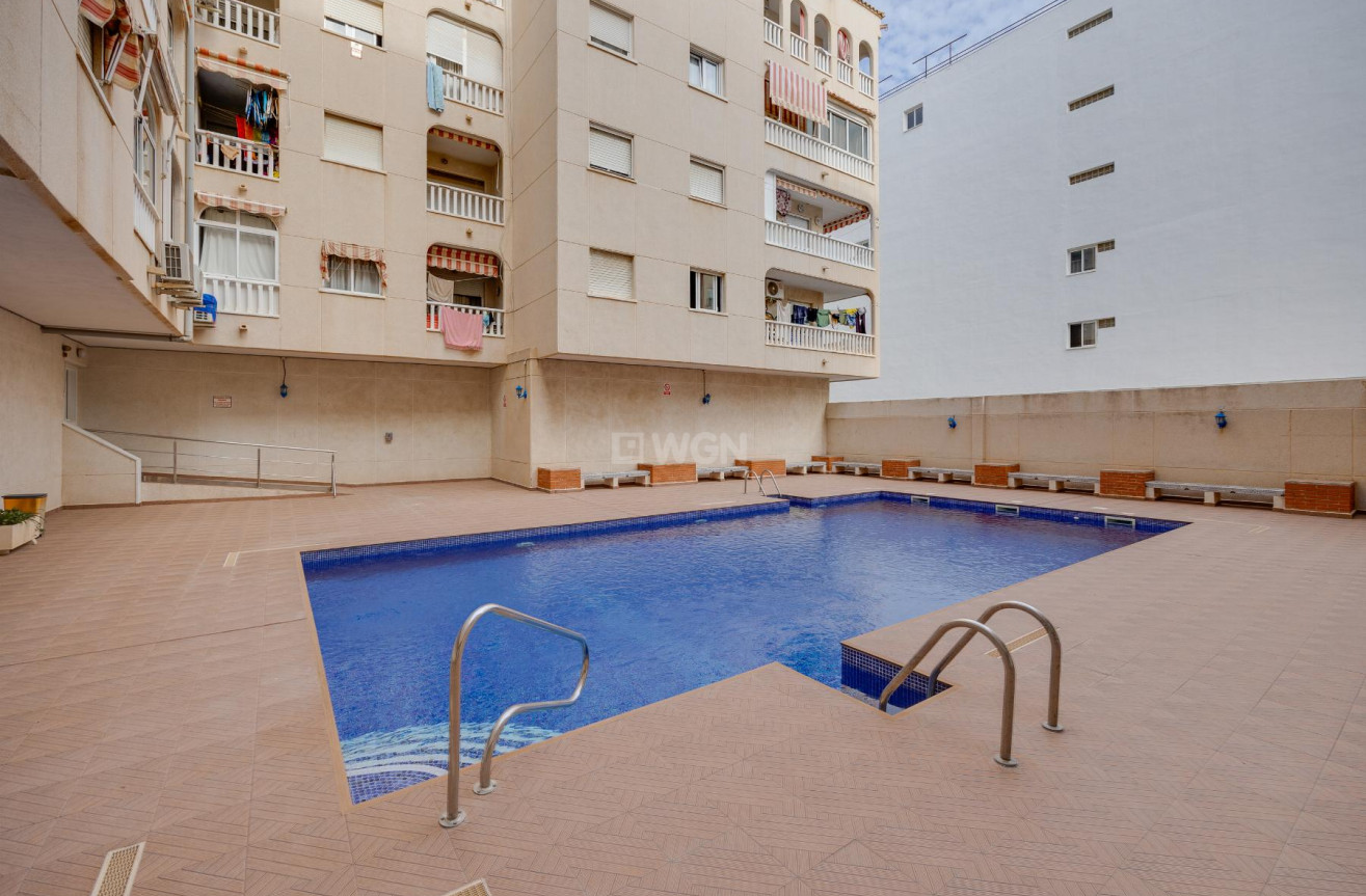 Resale - Apartment / flat - Torrevieja - Costa Blanca