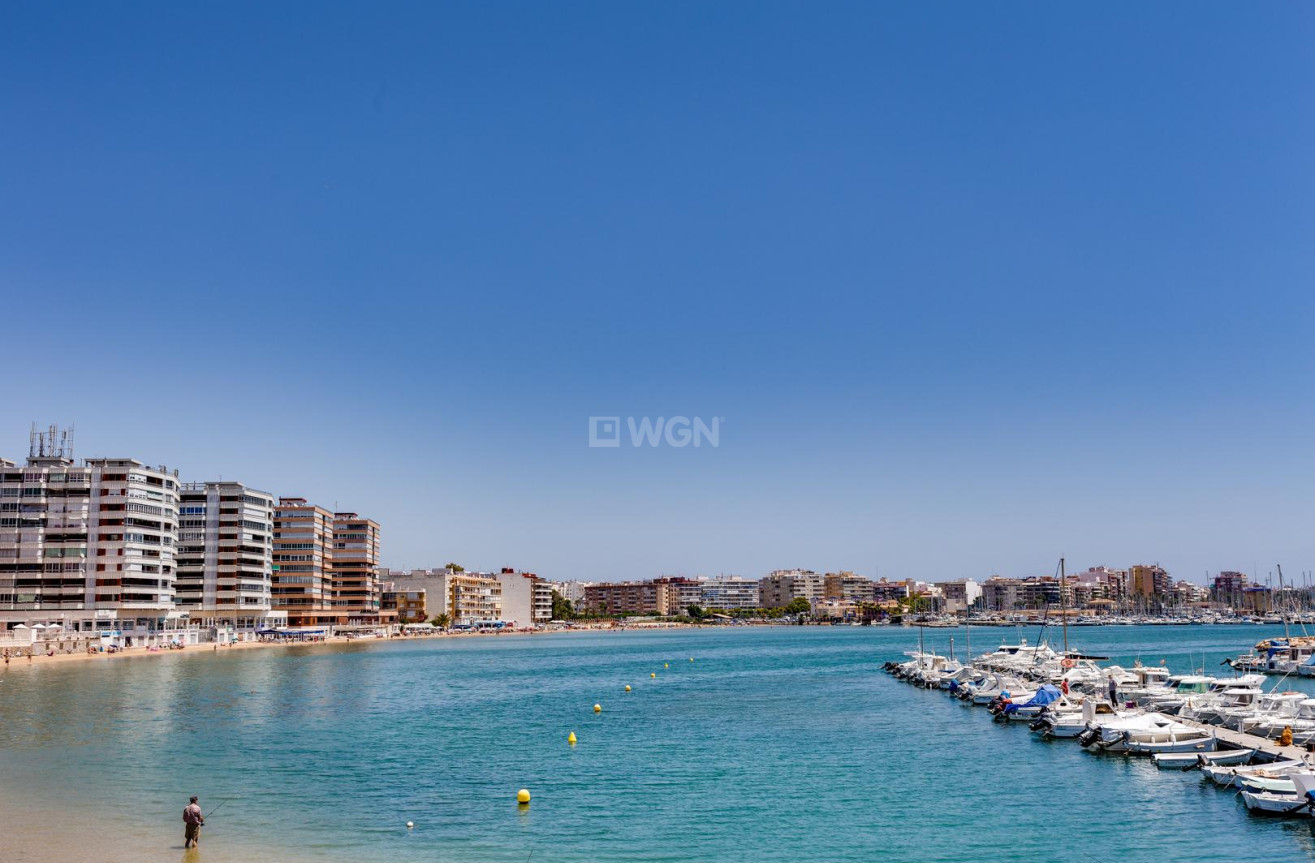 Resale - Apartment / flat - Torrevieja - Costa Blanca