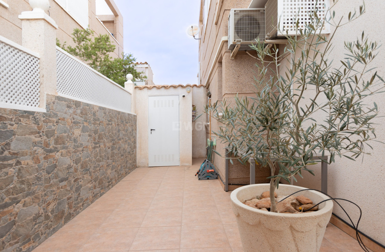 Resale - Apartment / flat - Torrevieja - Costa Blanca