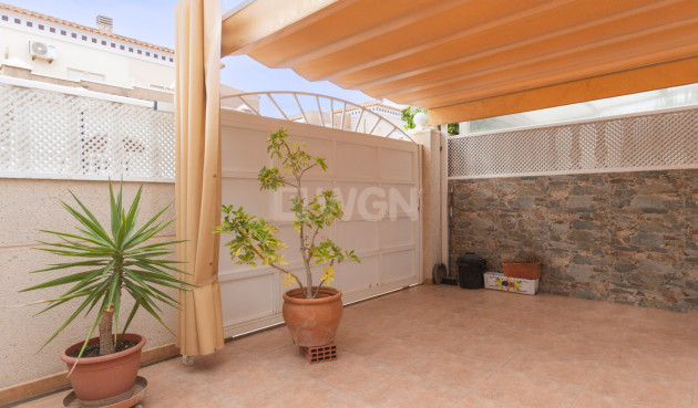 Resale - Apartment / flat - Torrevieja - Costa Blanca