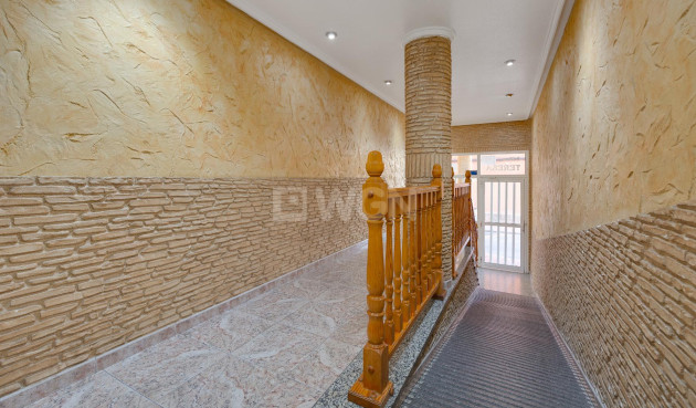 Resale - Apartment / flat - Torrevieja - Costa Blanca