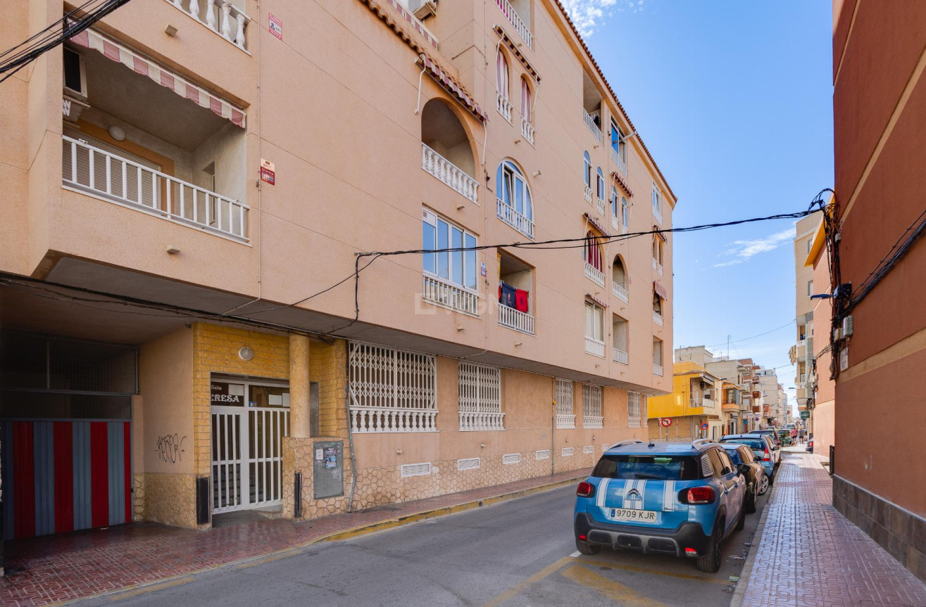 Resale - Apartment / flat - Torrevieja - Costa Blanca