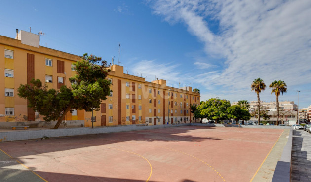 Resale - Apartment / flat - Torrevieja - Costa Blanca