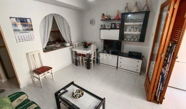 Reventa - Apartamento / piso - Torrevieja - Estacion De Autobuses