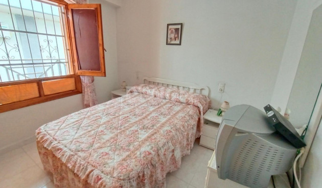 Resale - Apartment / flat - Torrevieja - Estacion De Autobuses