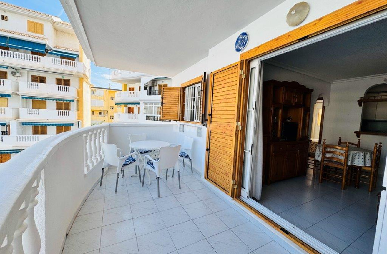 Resale - Apartment / flat - La Mata - Costa Blanca