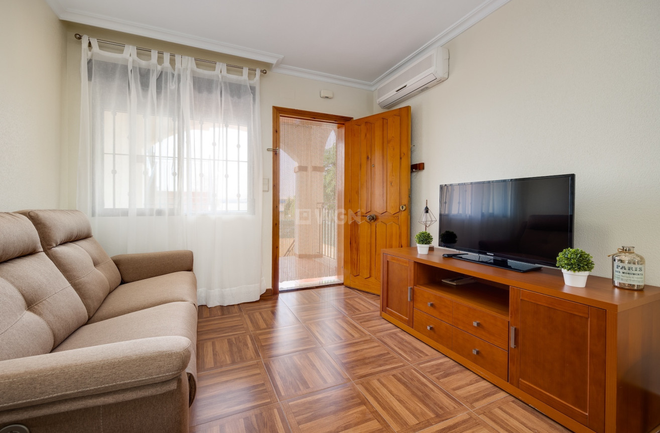 Odsprzedaż - Bungalow - Torrevieja - Costa Blanca