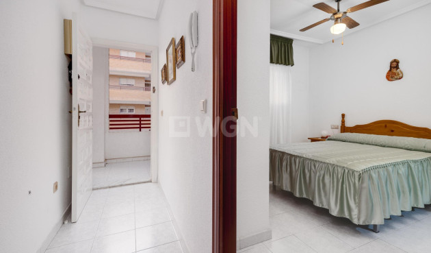 Resale - Apartment / flat - Torrevieja - Centro