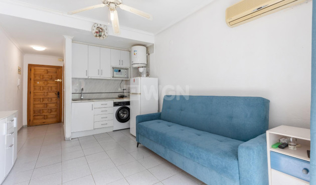 Resale - Apartment / flat - Torrevieja - Centro