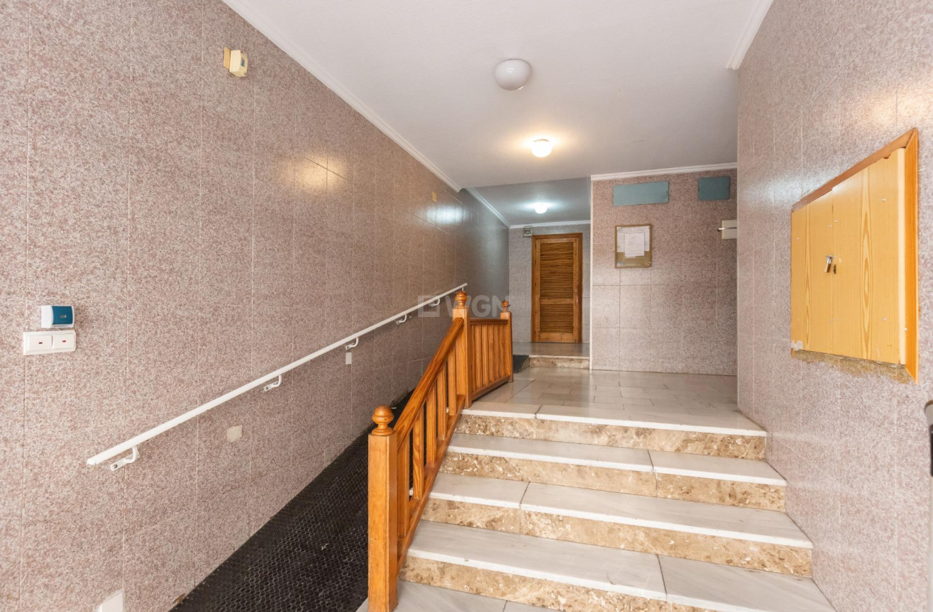 Resale - Apartment / flat - Torrevieja - Centro